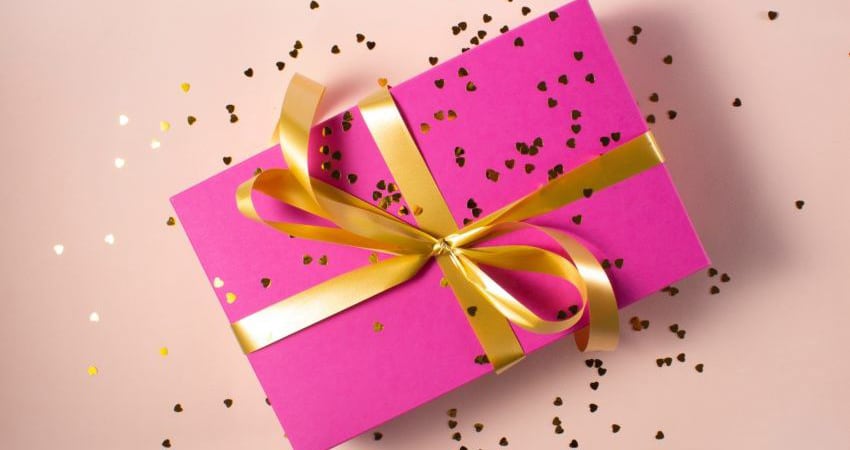 spiraal Schurk Portiek Voor elk feest een leuk cadeautje onder 10 euro | BigSellers Kadogids | De  leukste cadeaus en handige gadgets | Snel de beste cadeaus voor hem en  cadeaus voor haar. Maak je