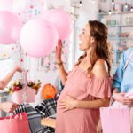 Wat voor cadeau geef je bij een babyshower? (15 Tips!)