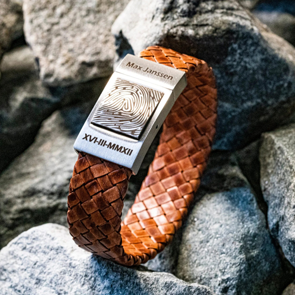 sint cadeau volwassen man - Armband met vingerafdruk in bruin leer